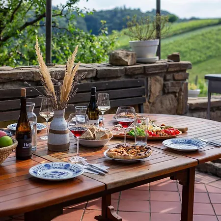 Villa Herga Wine Estate - Old Lady -